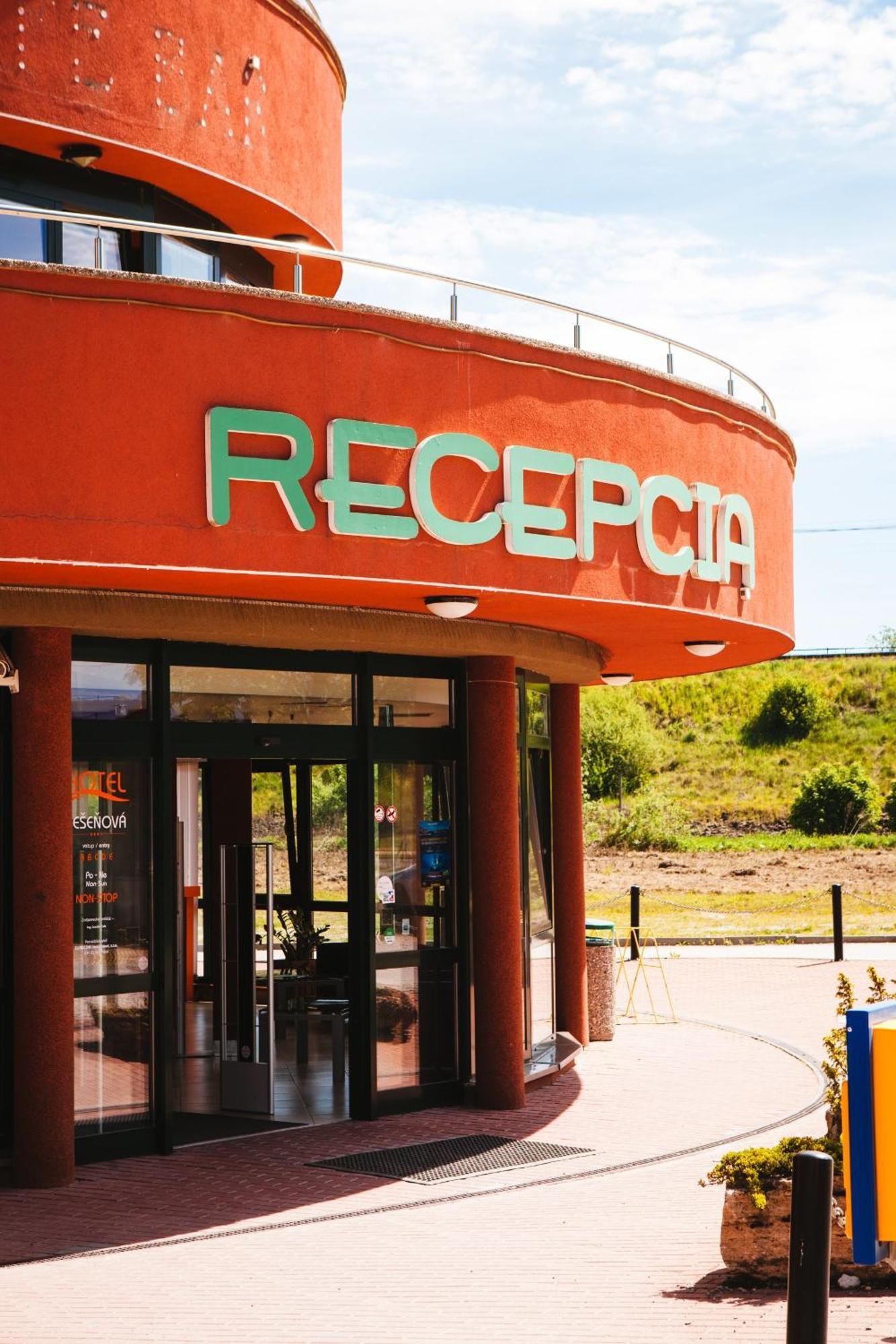 Besenova Apartman Relax Exterior photo